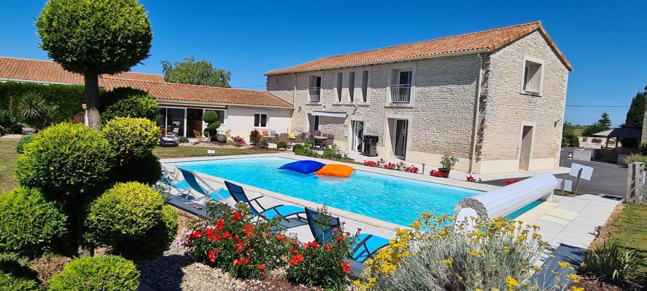 A La Gloriette Bed & Breakfast Neuville-de-Poitou Luaran gambar