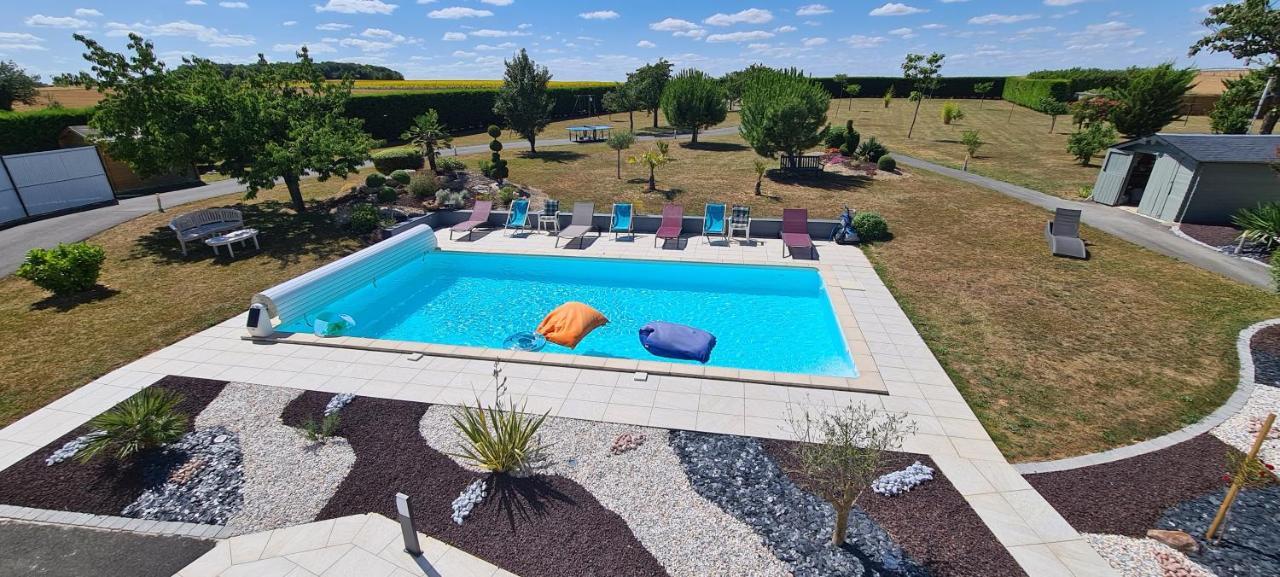 A La Gloriette Bed & Breakfast Neuville-de-Poitou Luaran gambar