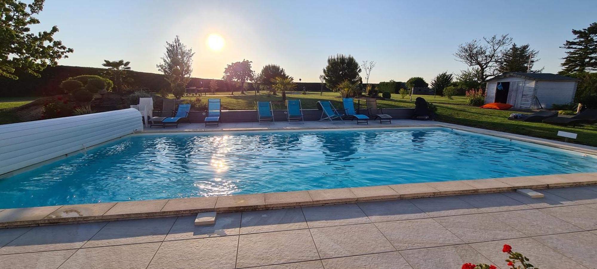 A La Gloriette Bed & Breakfast Neuville-de-Poitou Luaran gambar